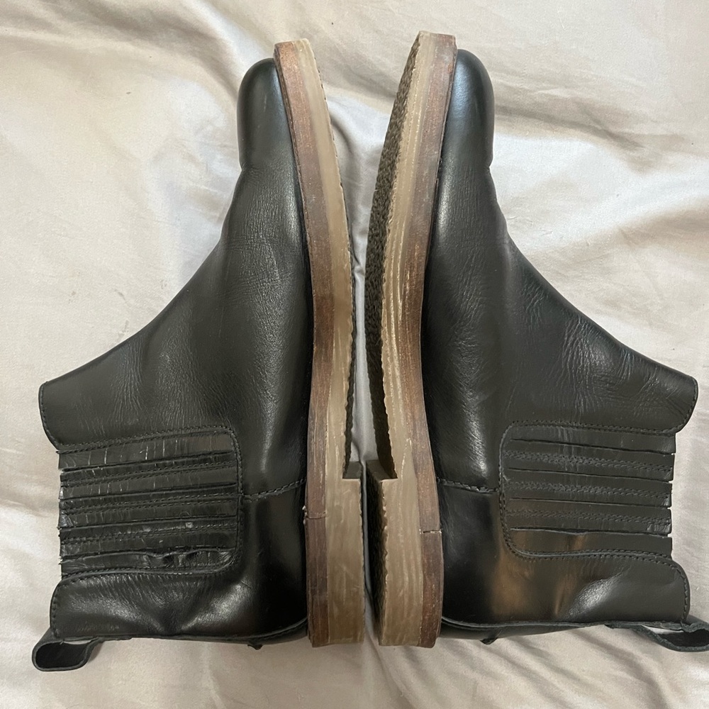 Madewell Leather Chelsea Boots Women’s Size 10